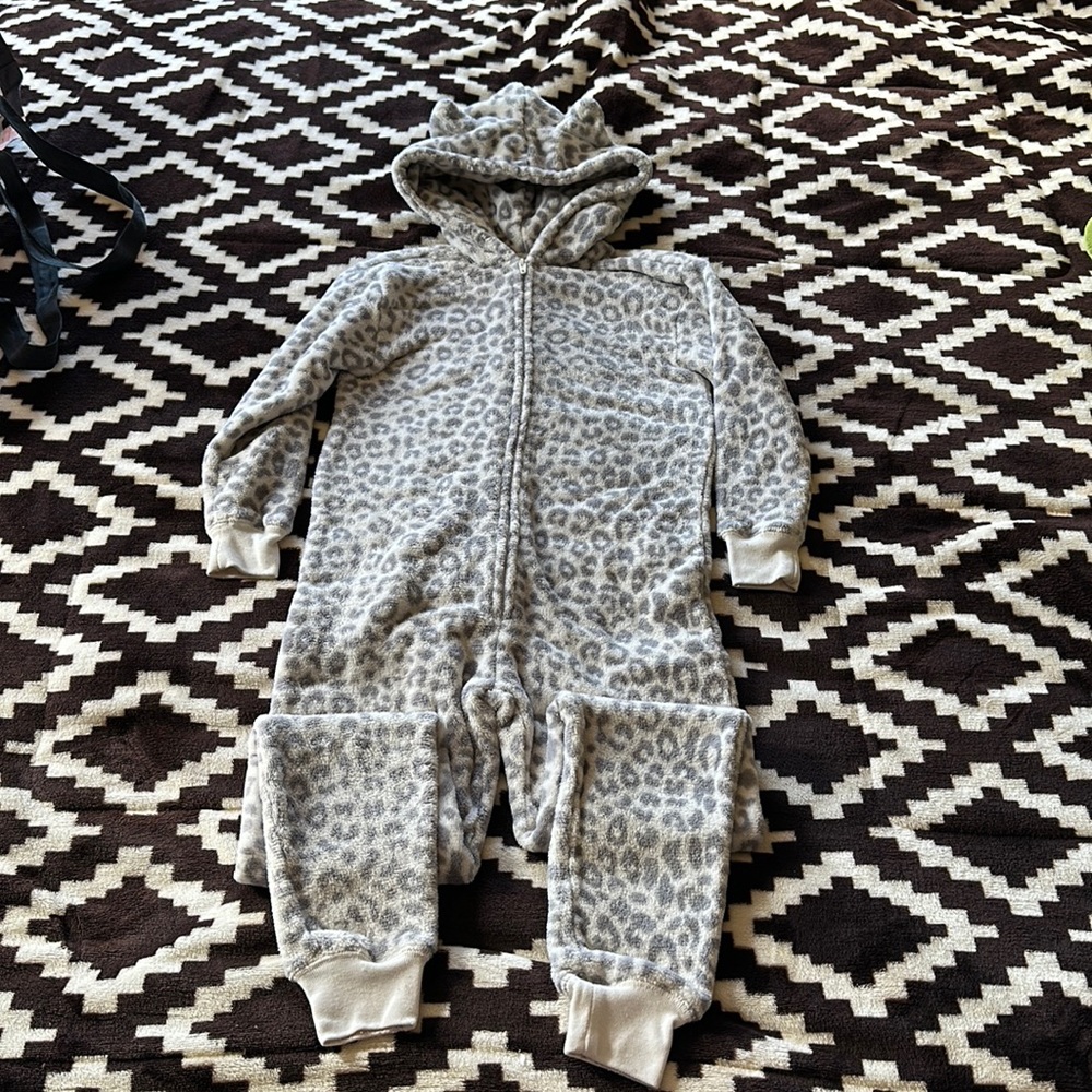 Gap Kids leopard print pajamas toddler